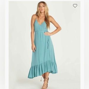 - Billabong Hold me tight wrap maxi dress, size XS